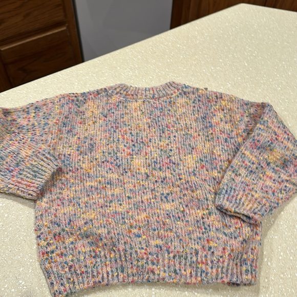 NWT Little Girl’s size 5, oversized sweater - Picture 3 of 4